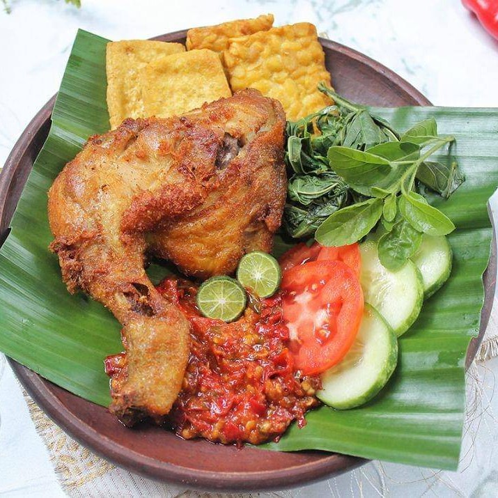 Ayam Penyet
