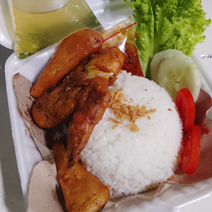 Ayam Penyet