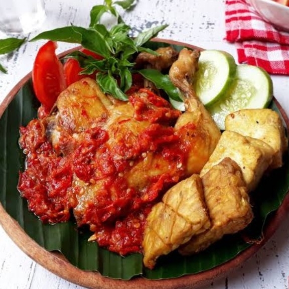 Ayam Penyet