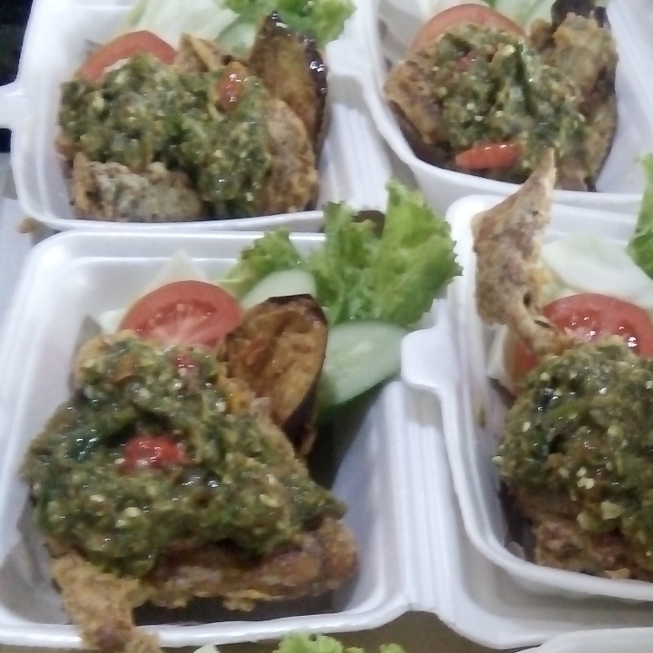 Ayam Penyet Sambal Ijo Andaliman