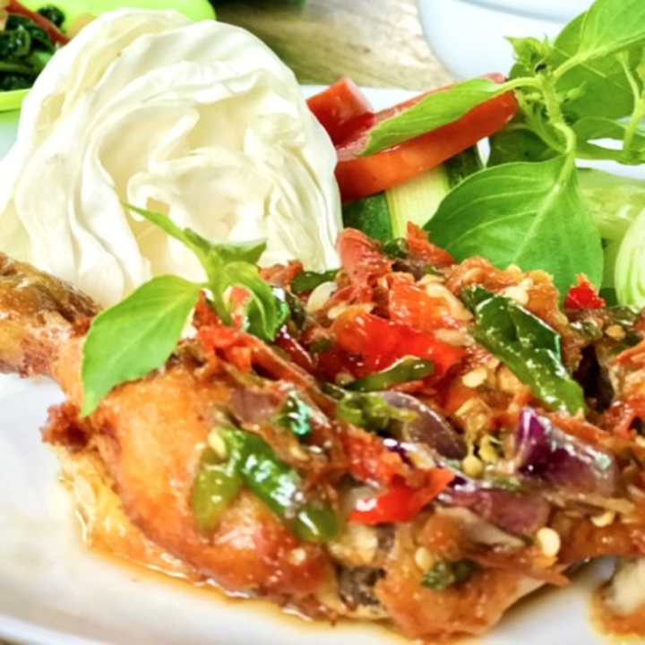 Ayam Penyet