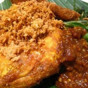 Ayam Penyet Kremes