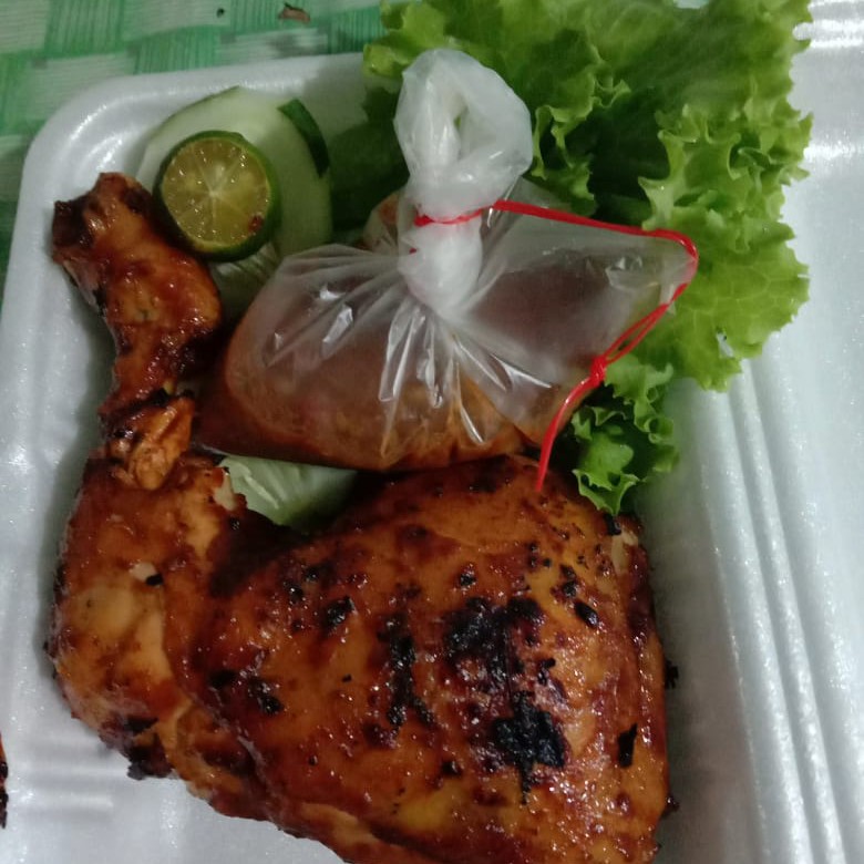 Ayam Penyet Mama Juwi