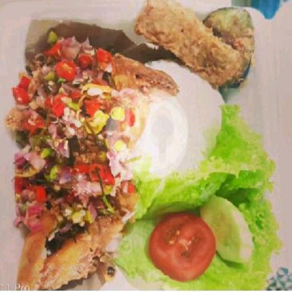 Ayam Penyet Sambal Mata