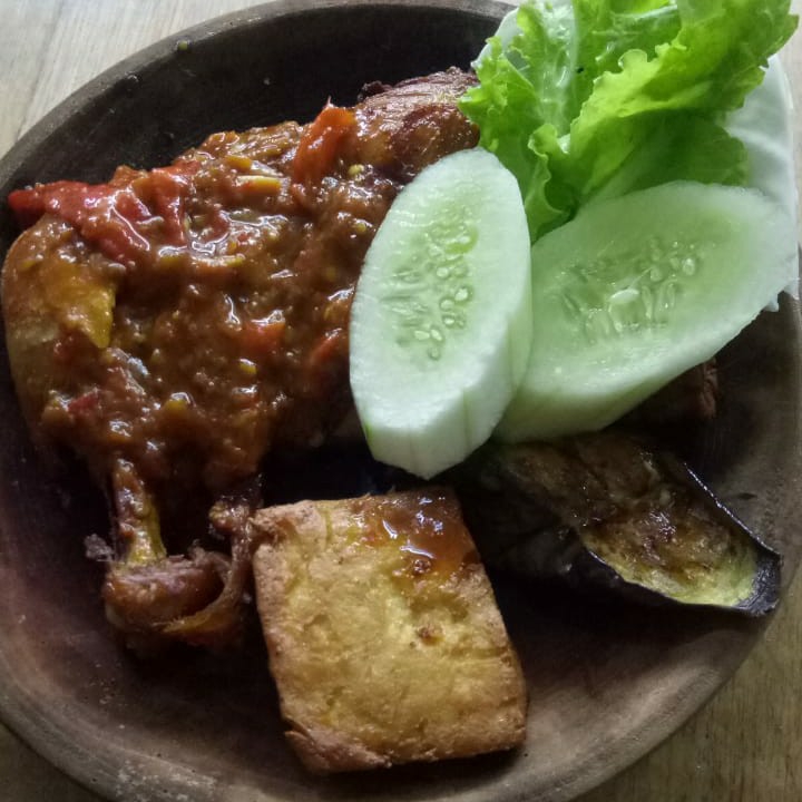 Ayam Penyet Sambal Terasi