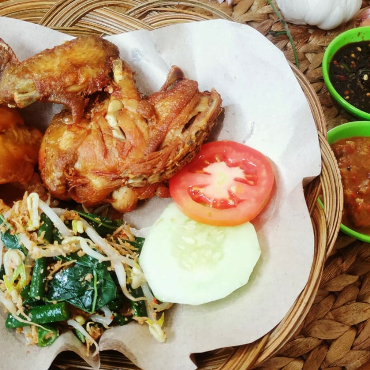 Ayam Penyet Tanpa Nasi