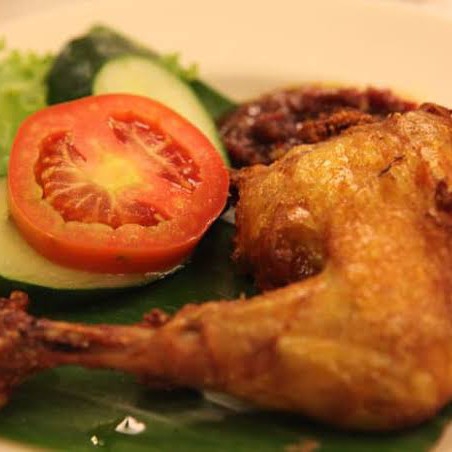 Ayam Potong Goreng Sambel Trasi