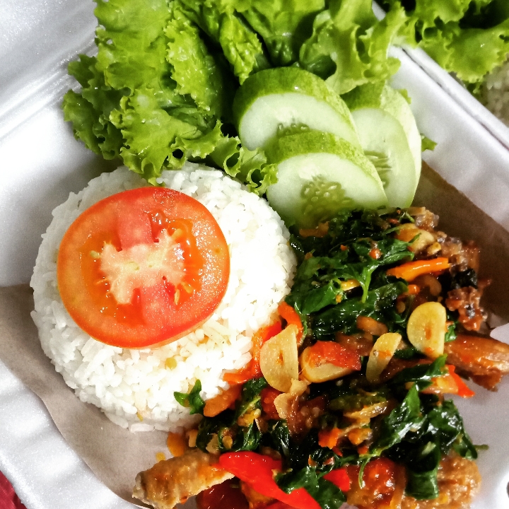 Ayam Rica-rica Kemangi