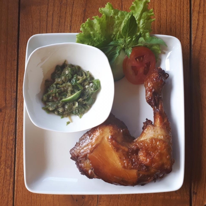 Ayam Sambal Hijau