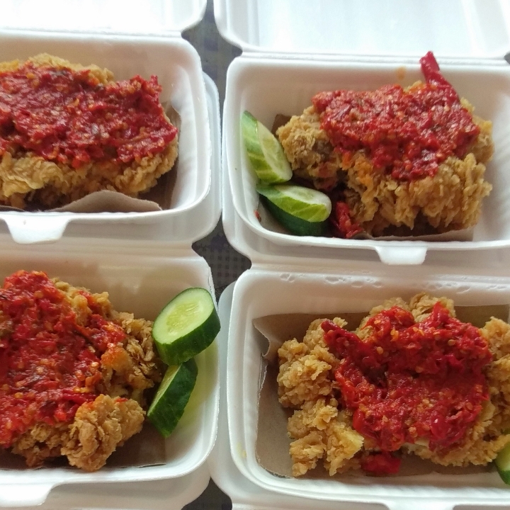 Ayam Gprek