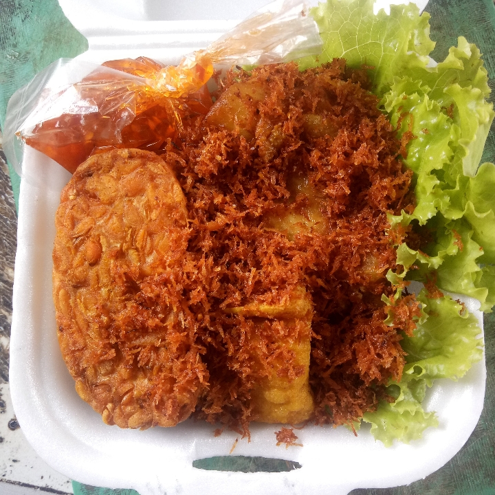 Ayam Serundeng