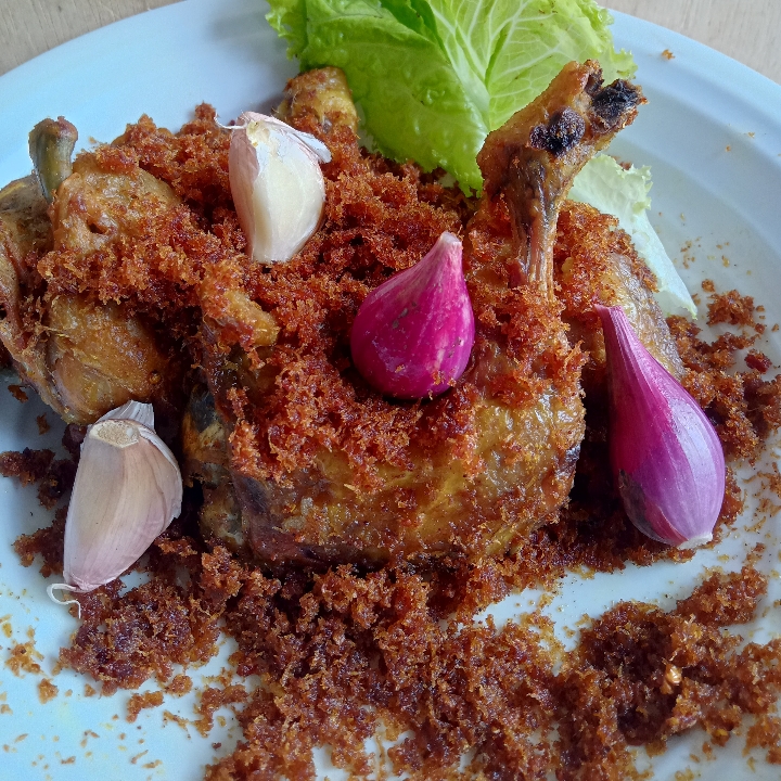 Ayam Serundeng