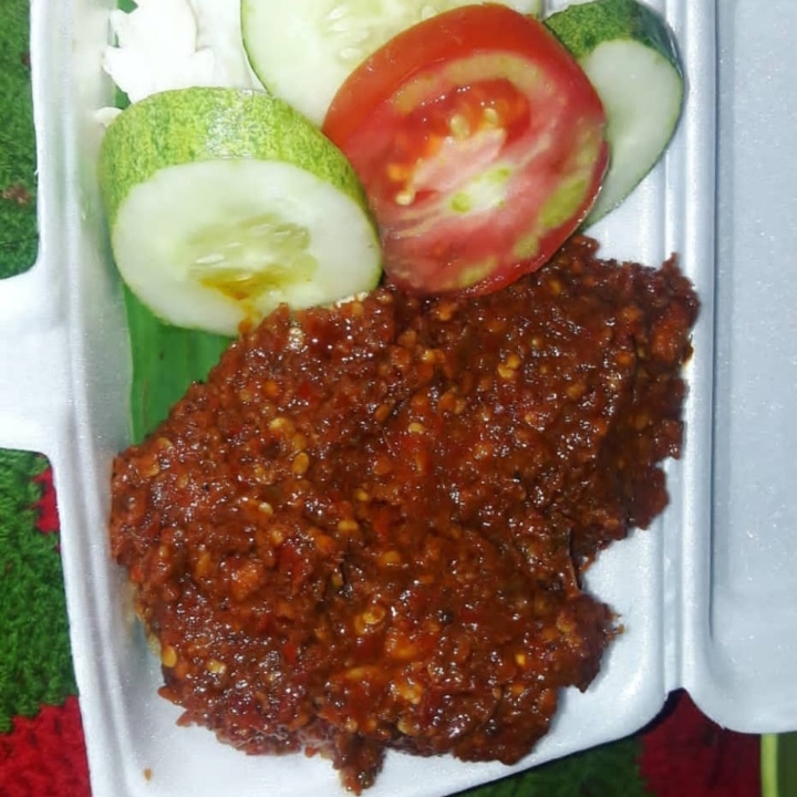 Ayam Tanpa Nasi