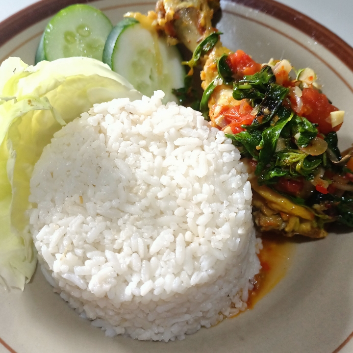 Nasi Ayam kemangi