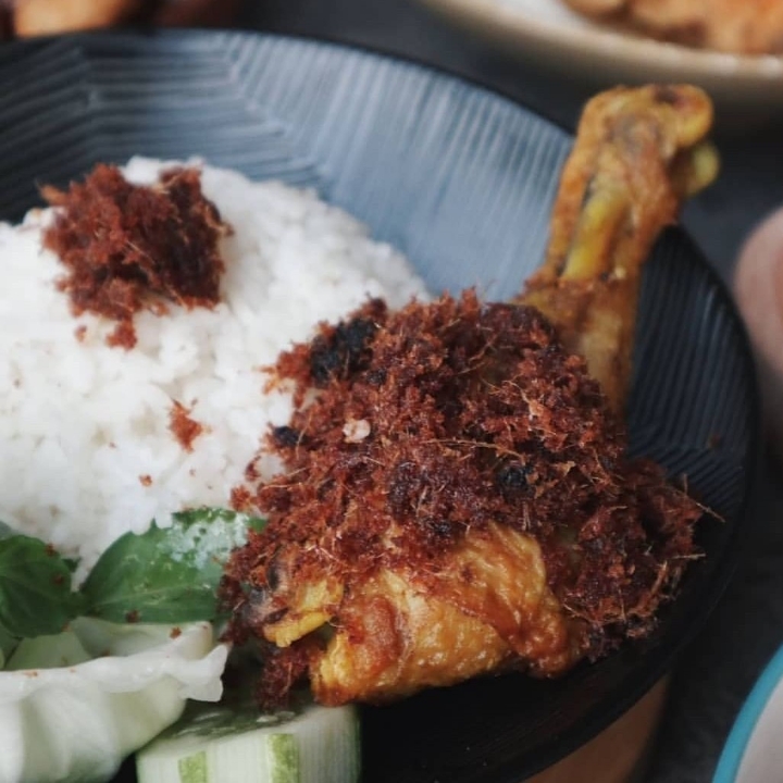 Rice box Ayam rempah