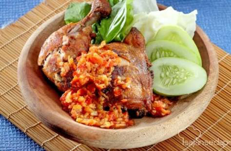 Ayam Goreng lalapan sambal korek