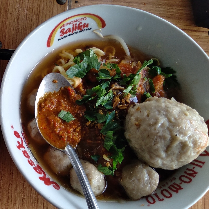 BAKSO INCES TANGKAR