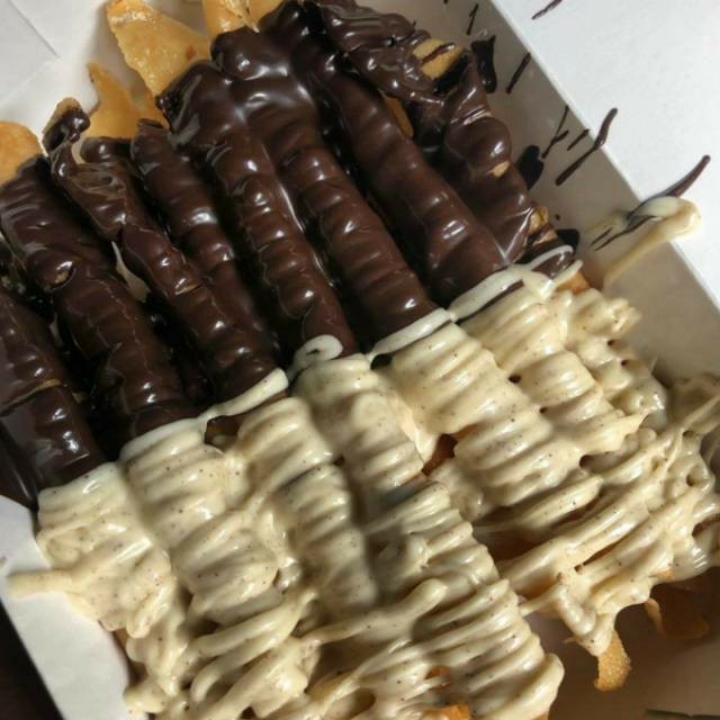 BANANA ROLL
