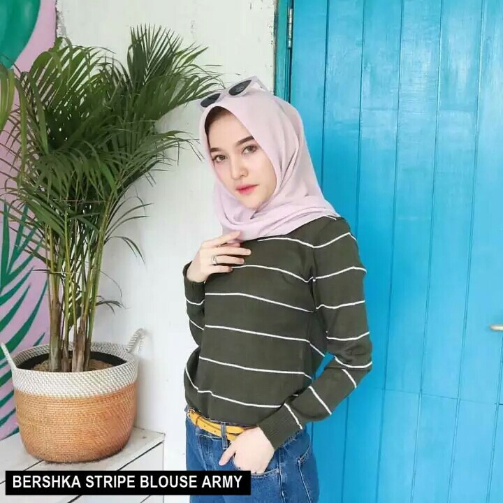 BERSHKA STRIPE BLOUSE  loekita  grosir jaket sweater baju atasan