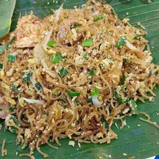 BIHUN GORENG TELUR 