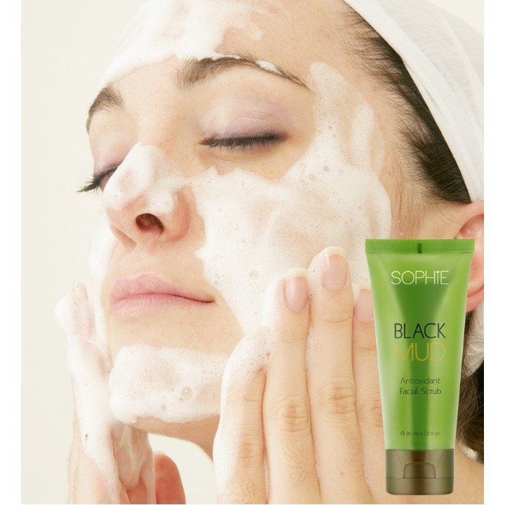 BLACK MUD FACIAL SCRUB