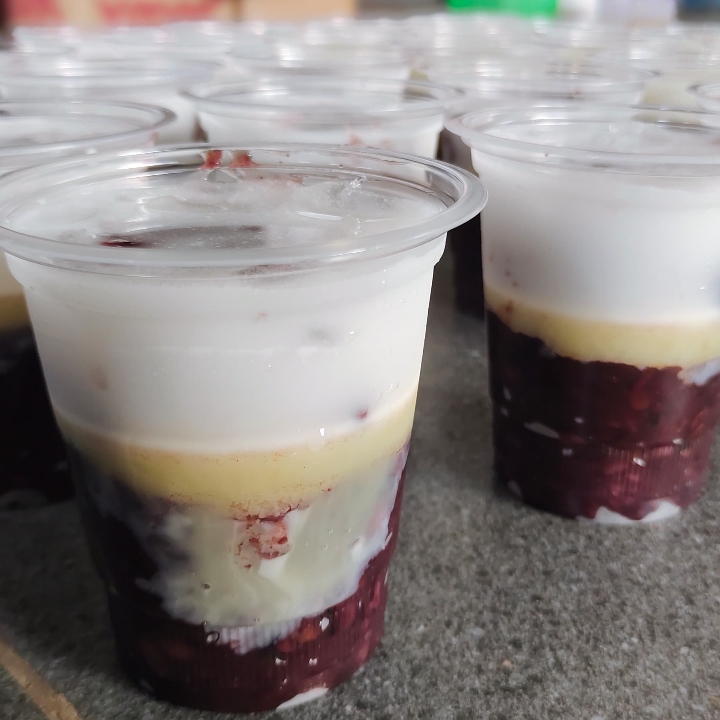 BUBUR KETAN HITAM BESAR 