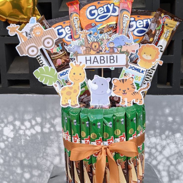 BUCKET SNACK TOWER