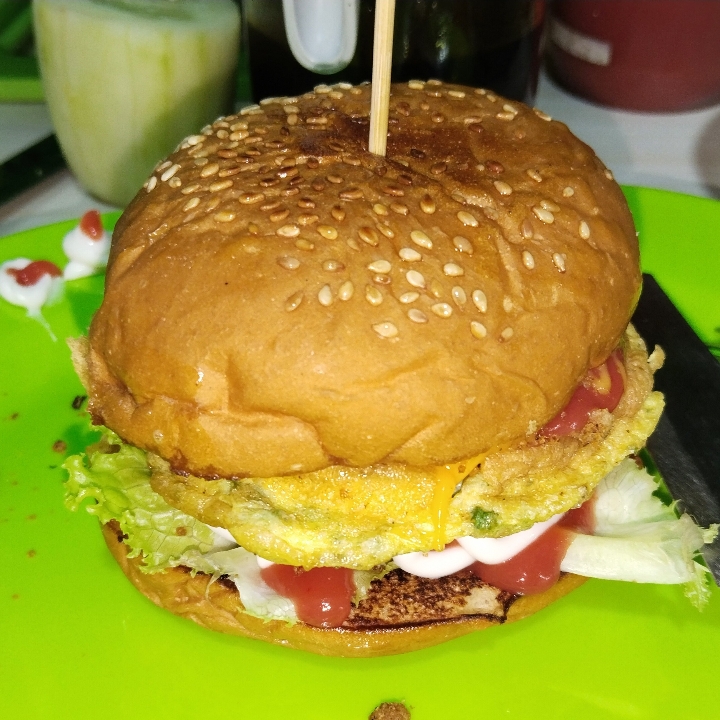 BURGER NUGGET CRISPY 
