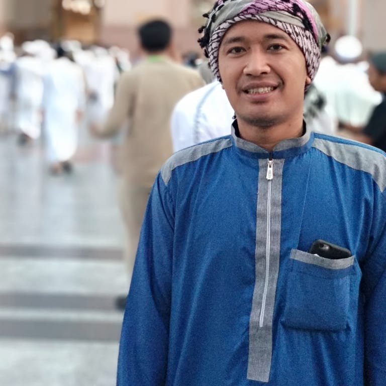 Baju Top Arab