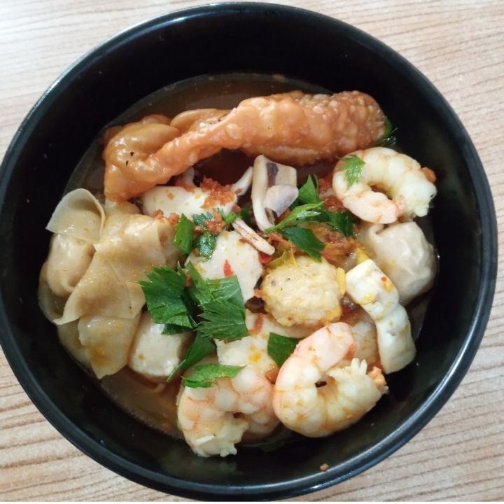 Bakmi Asam Pedas