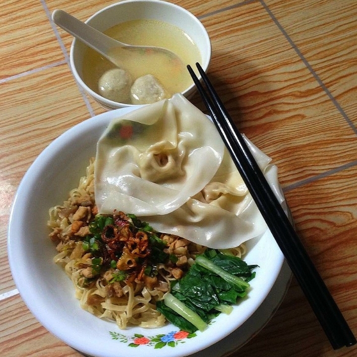 Bakmie Ayam Jumbo