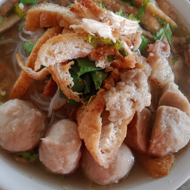 Bakso Daging Sapi Mi Campur