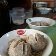 Bakso Granat Super Hot Pedas