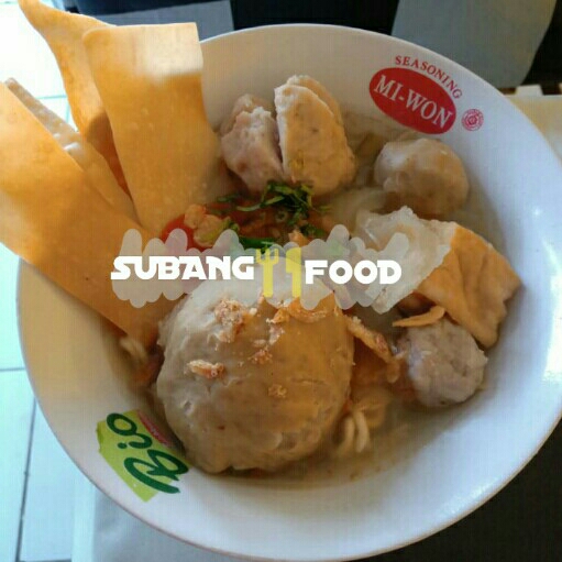 Bakso Jumbo Kikil Komplit