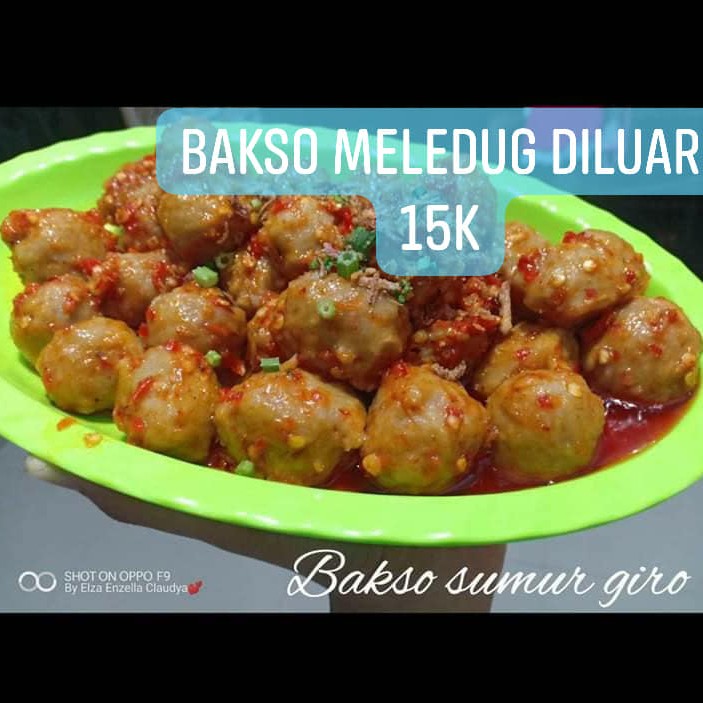 Bakso Mledug Di Luar