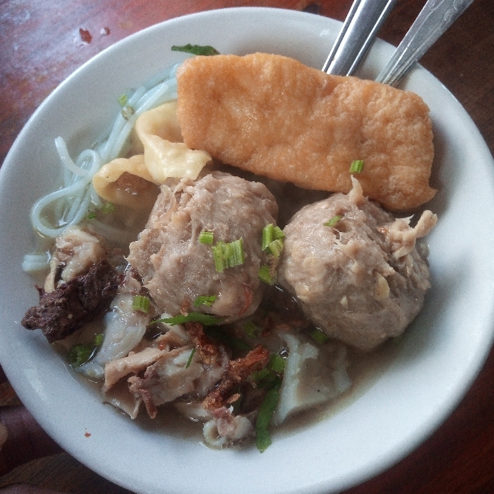 Bakso Spesial Kikil