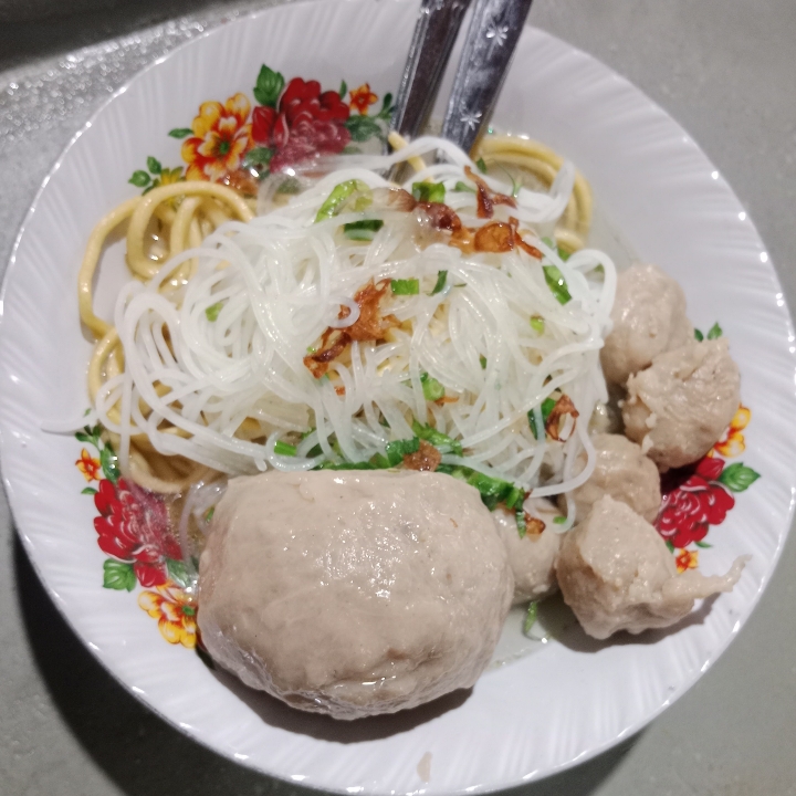 Bakso Tenes
