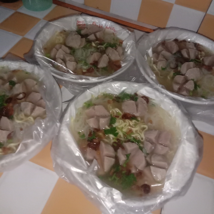 Bakso Tenes