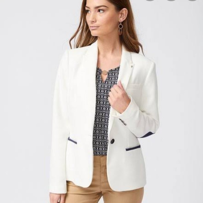 Banana Republic 2