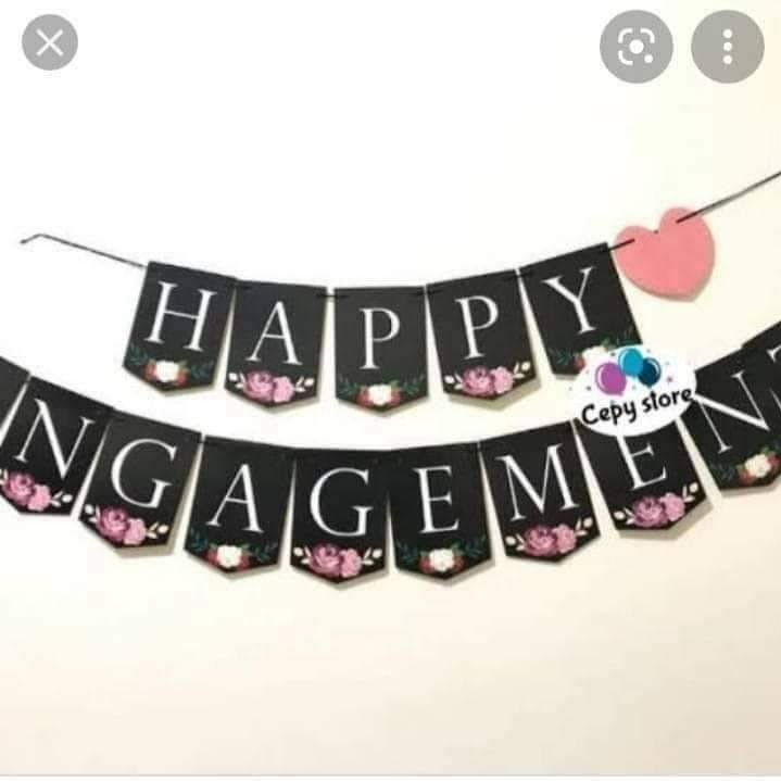Banner Happy Engagement