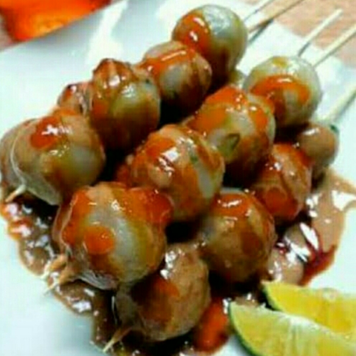 Baso ikan atau Sapi Goreng