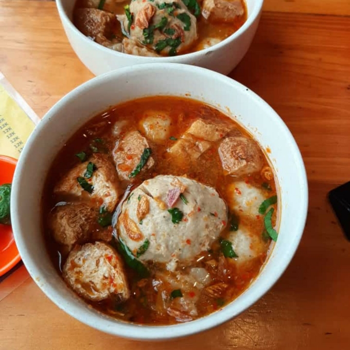 BAKSO KUAH JELETOT