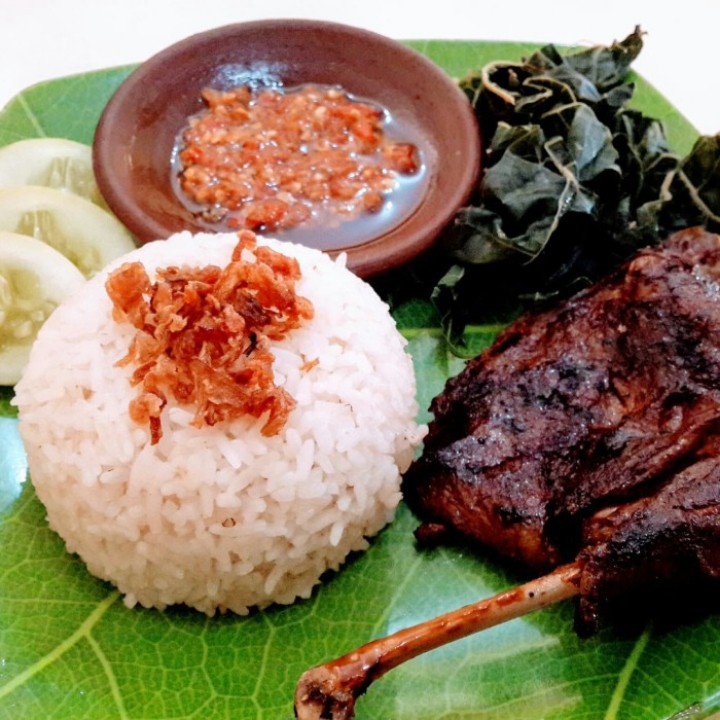 Bebek Bakar