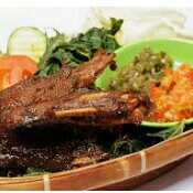 Bebek Bakar Penyet Cabe Ijo
