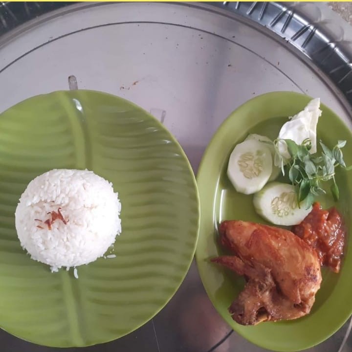 Bebek Goreng 