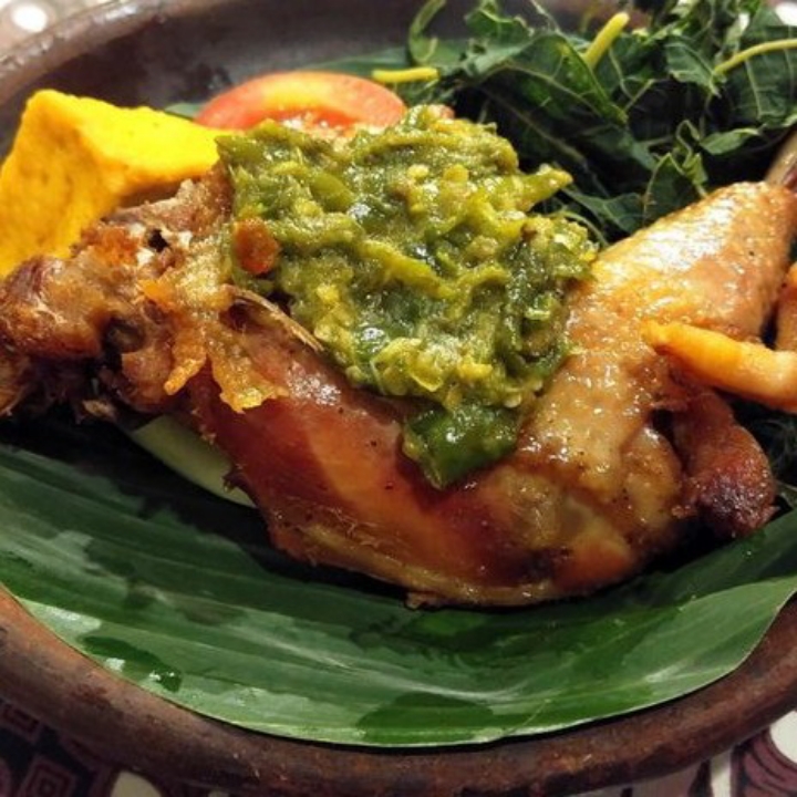 Bebek Goreng