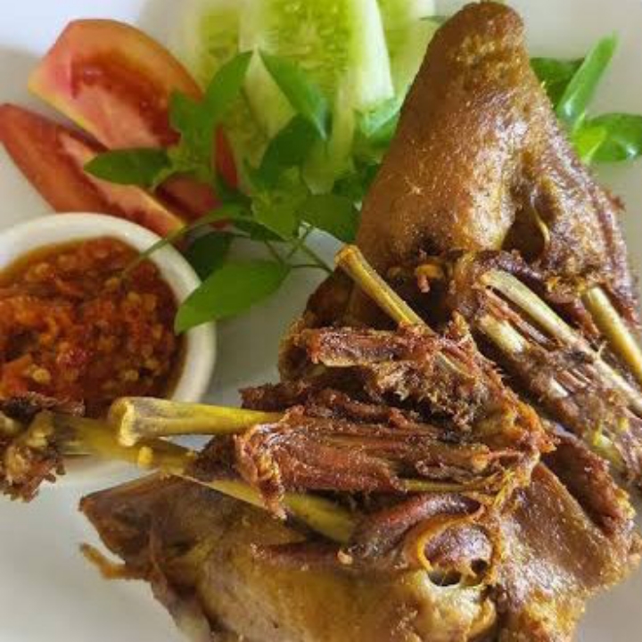 Bebek Goreng 