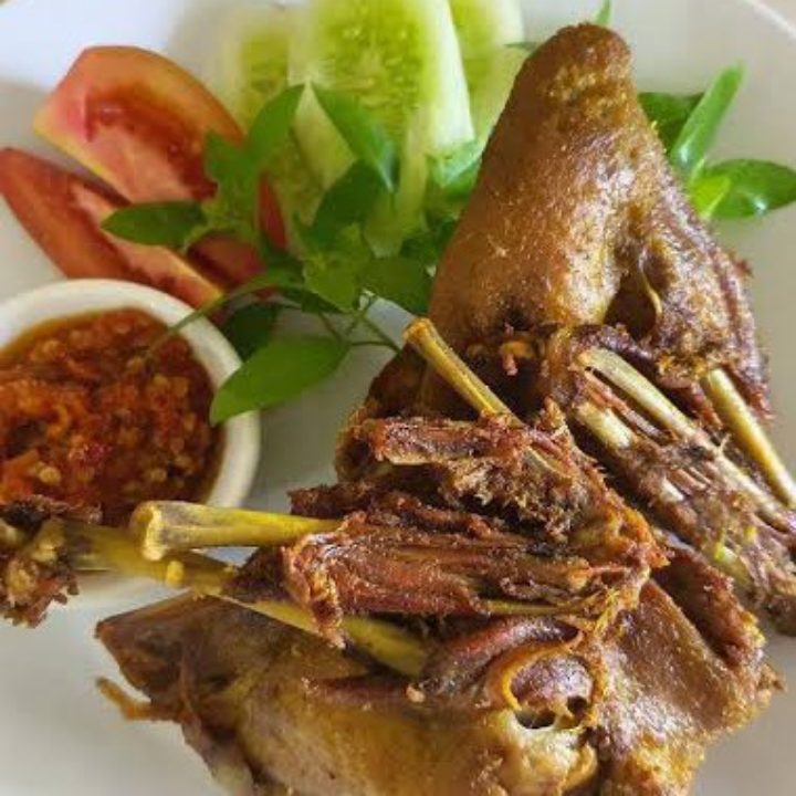 Bebek Goreng