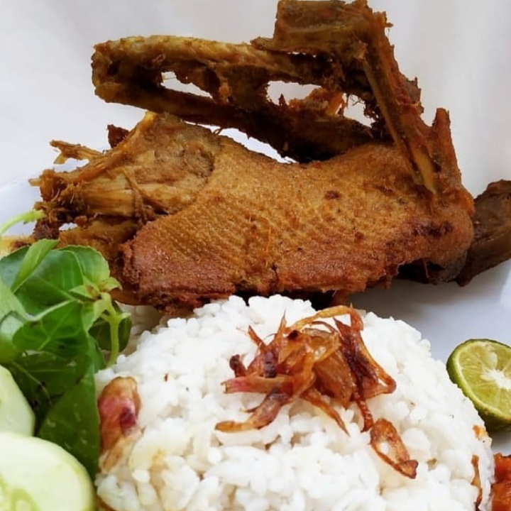 Bebek Goreng