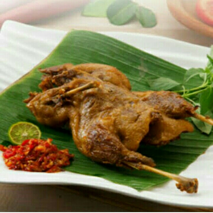 Bebek Goreng